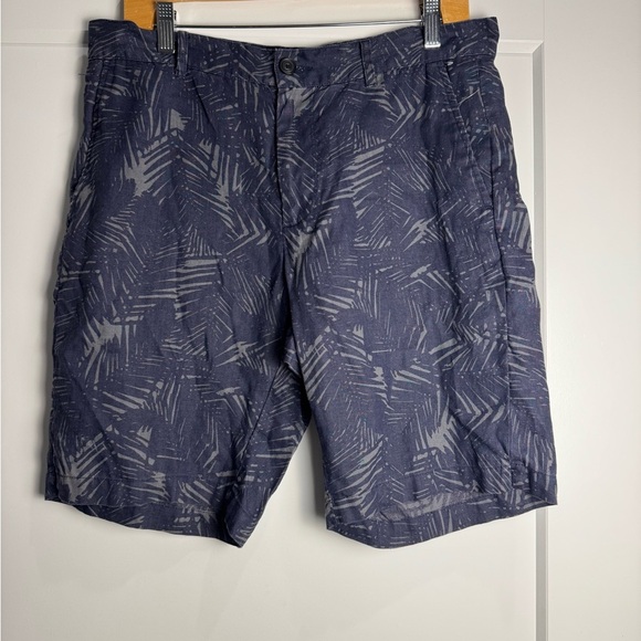 Vince Griffith Slim Fit Palm Print All Hemp Shorts in Coastal - Picture 2 of 8